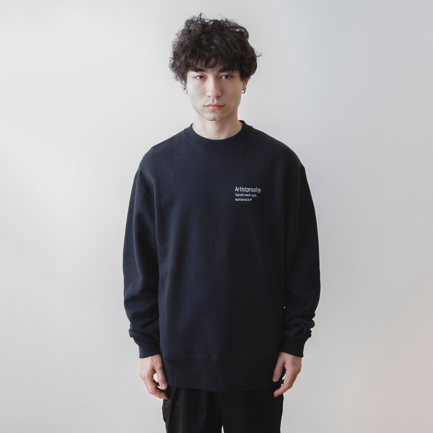 3Lines Logo Crewneck Sweat  Black (white embroidery)