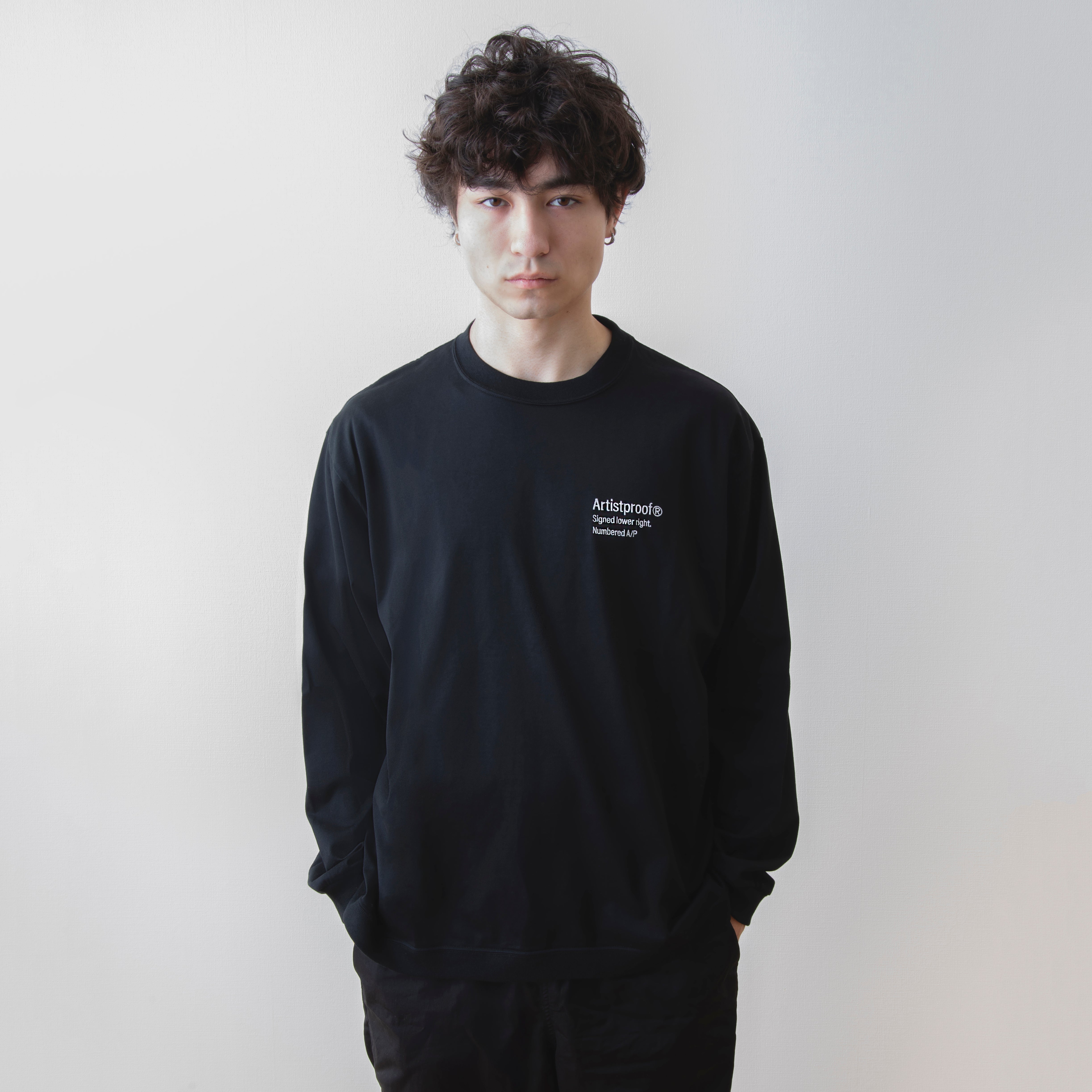 3Lines Logo L/S T-Shirt Black（white embroidery） – ARTIST PROOF